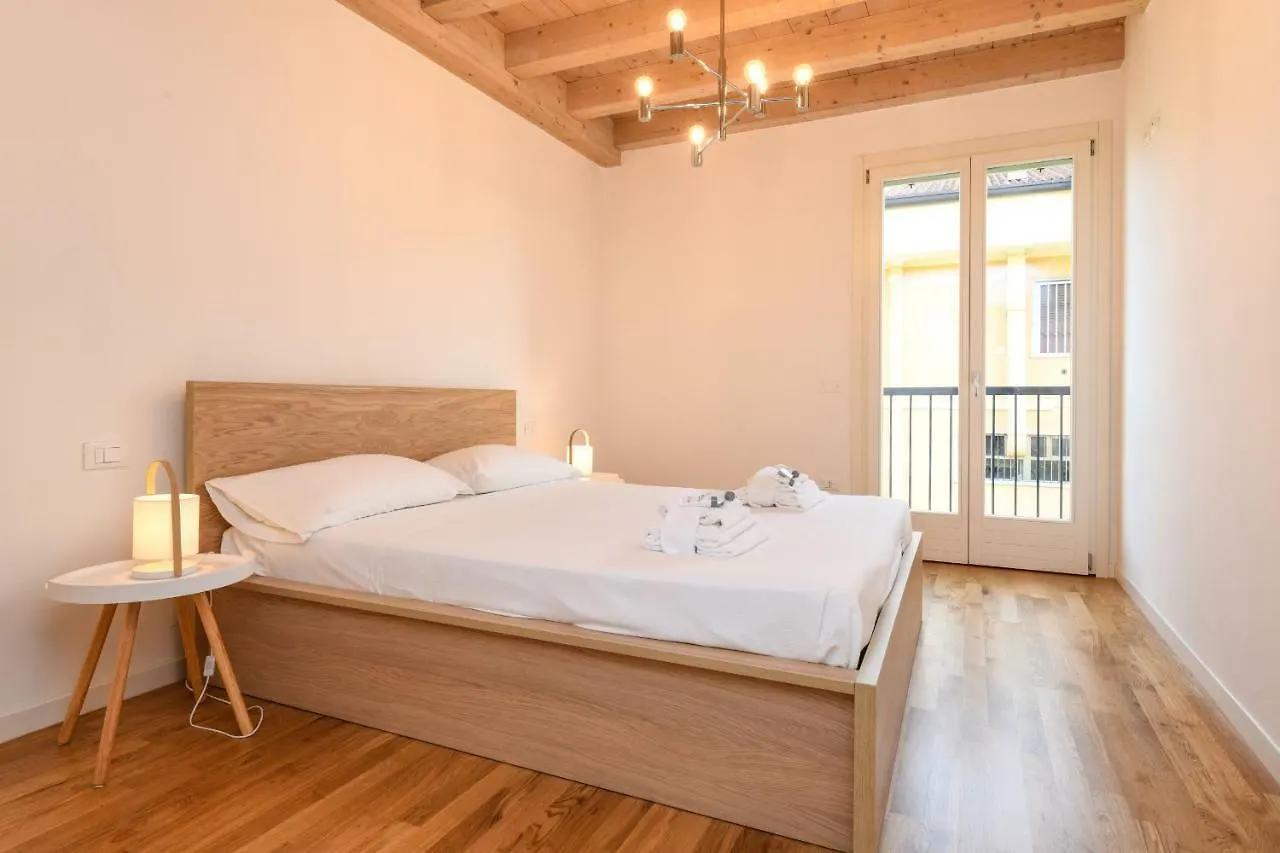 Appartamento My Peschiera Family Home Deluxe Peschiera del Garda Italia